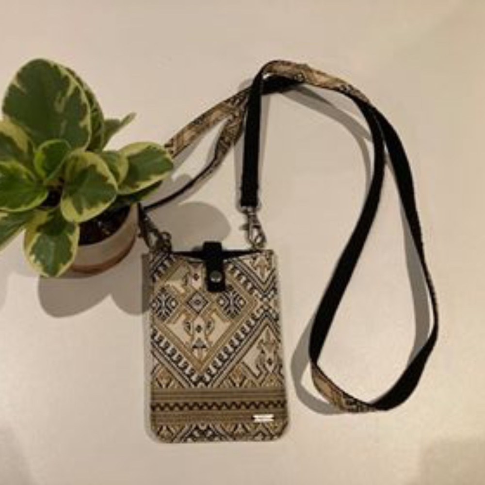 VOLCOM CROSS BODY PHONE AND CARD CASE